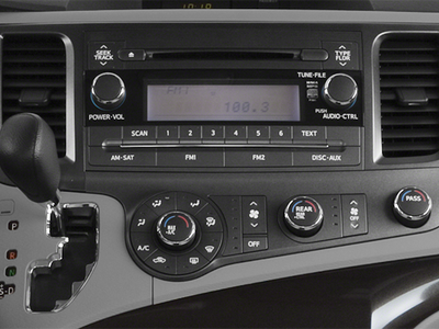 2014 Toyota Sienna 5dr 8-Pass Van V6 XLE FWD