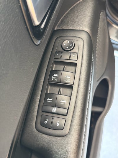 2023 Dodge Durango SXT Launch Edition RWD *Ltd Avail*