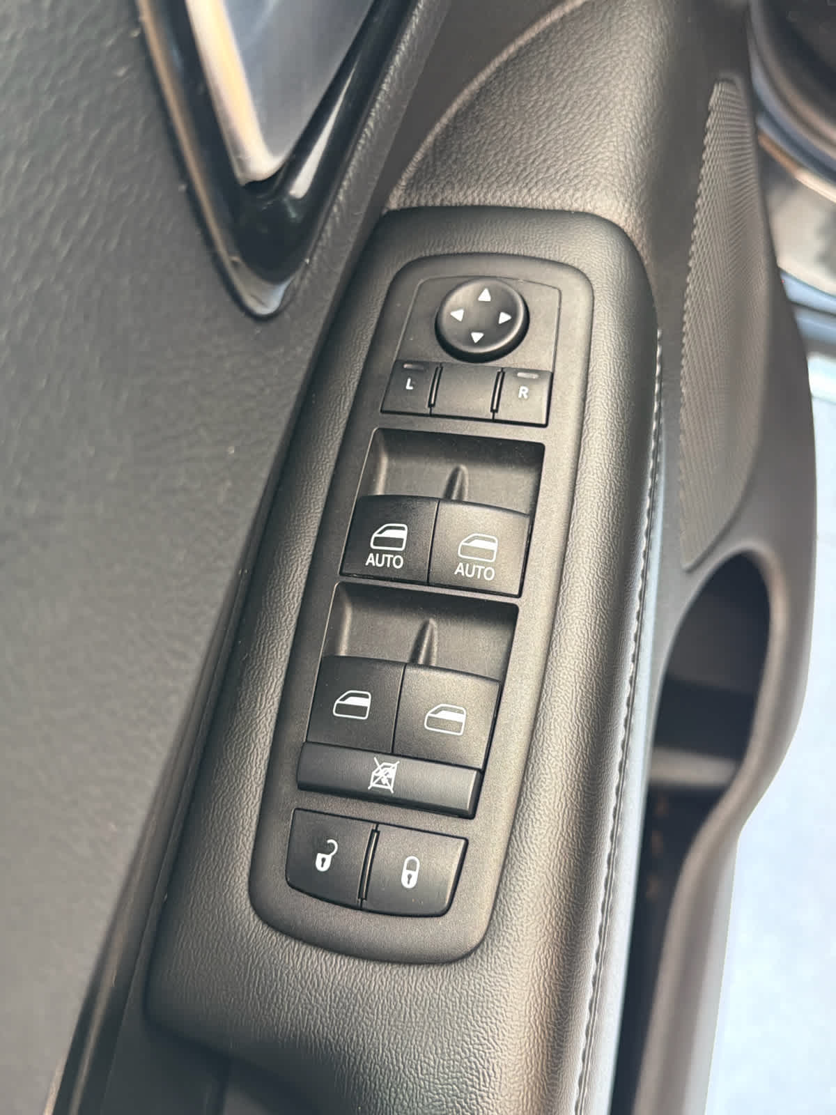 2023 Dodge Durango SXT Launch Edition RWD *Ltd Avail*