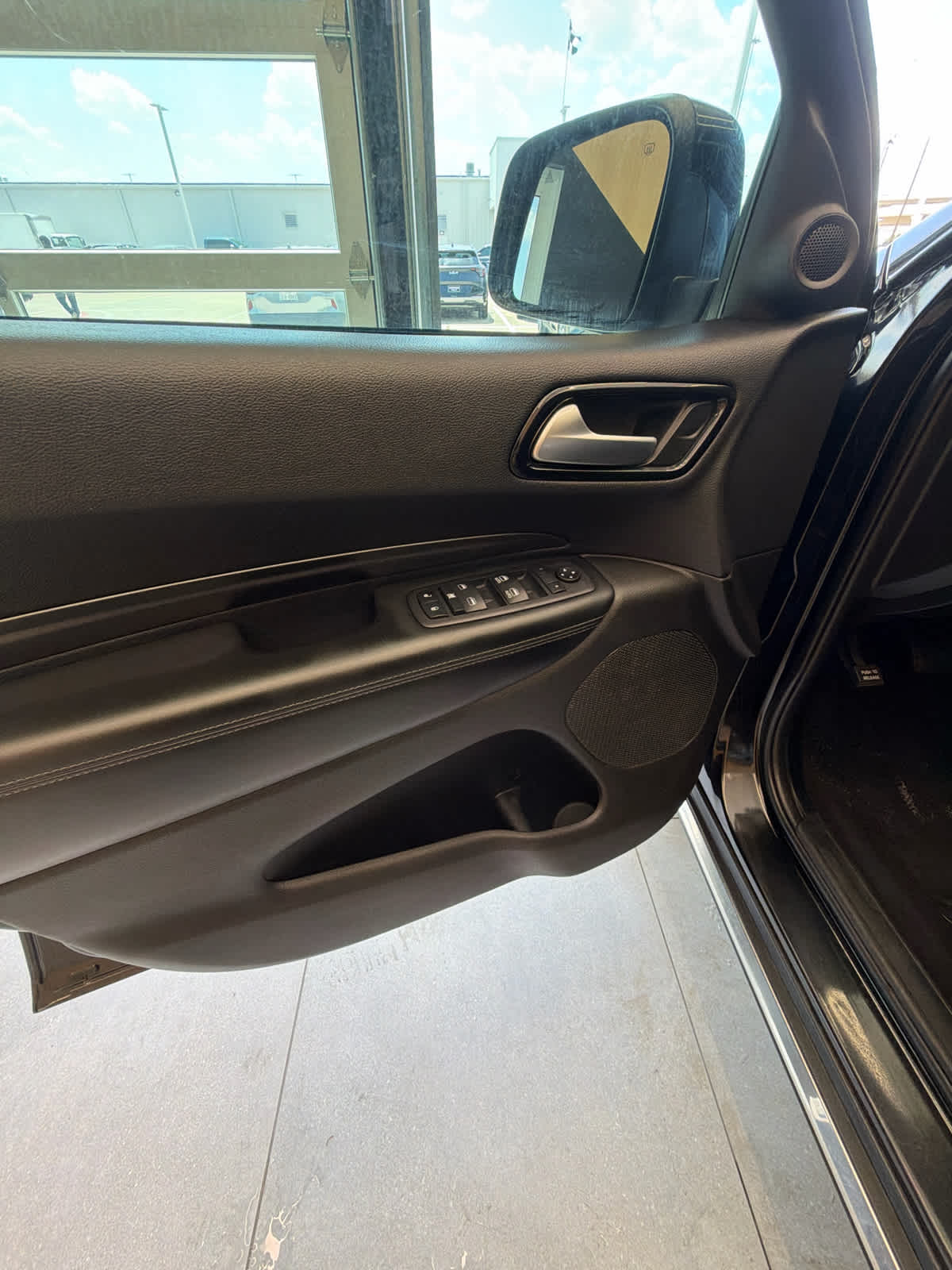 2023 Dodge Durango SXT Launch Edition RWD *Ltd Avail*