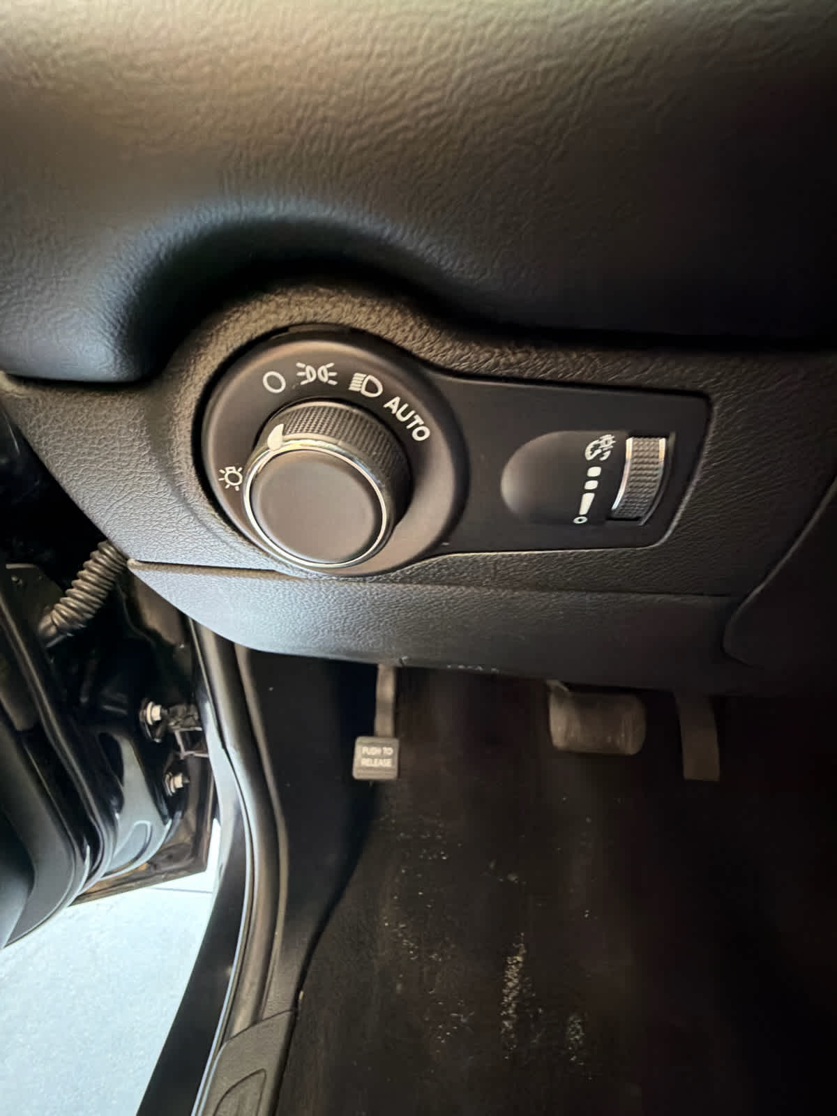 2023 Dodge Durango SXT Launch Edition RWD *Ltd Avail*
