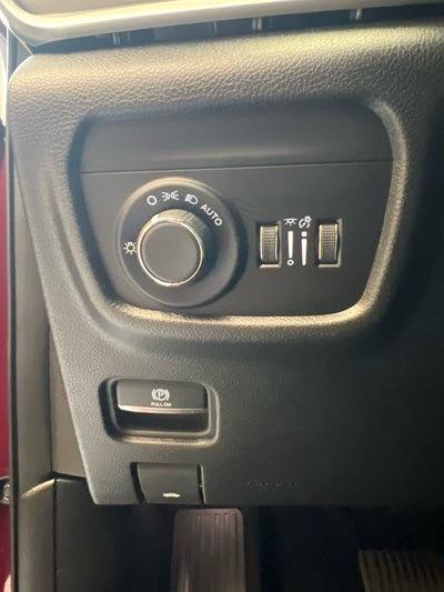 2025 Jeep Grand Cherokee L Altitude 4x4