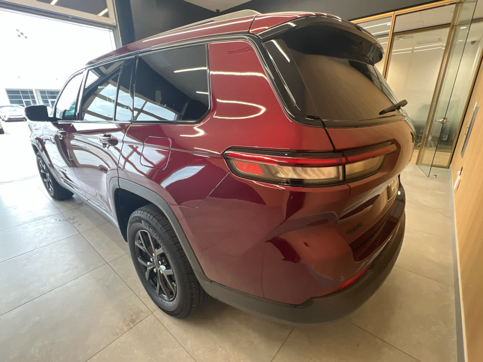 2025 Jeep Grand Cherokee L Altitude 4x4