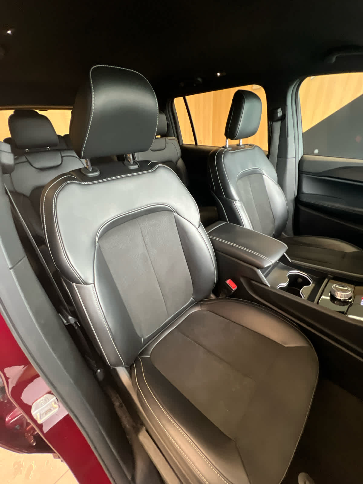 2025 Jeep Grand Cherokee L Altitude 4x4