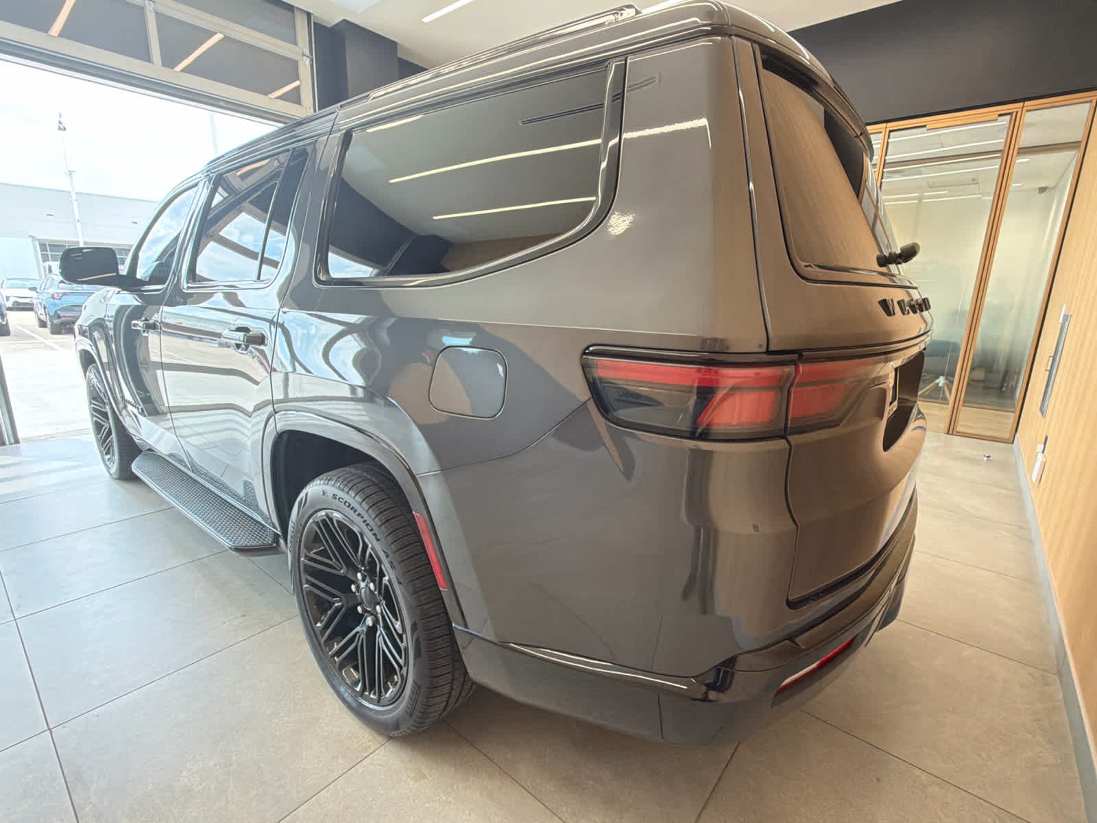2024 Jeep Wagoneer Series II Carbide 4x4