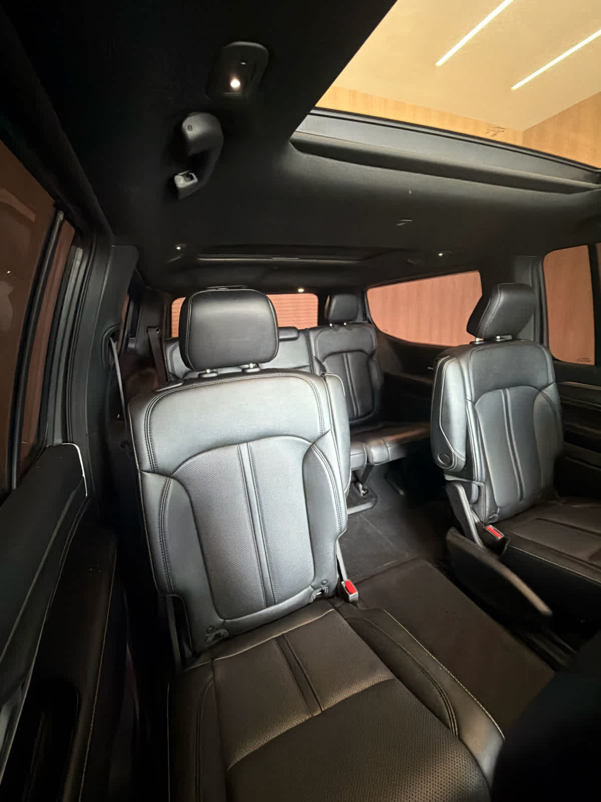 2024 Jeep Wagoneer Series II Carbide 4x4