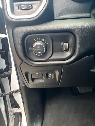 2020 RAM 1500 Lone Star 4x2 Crew Cab 57 Box