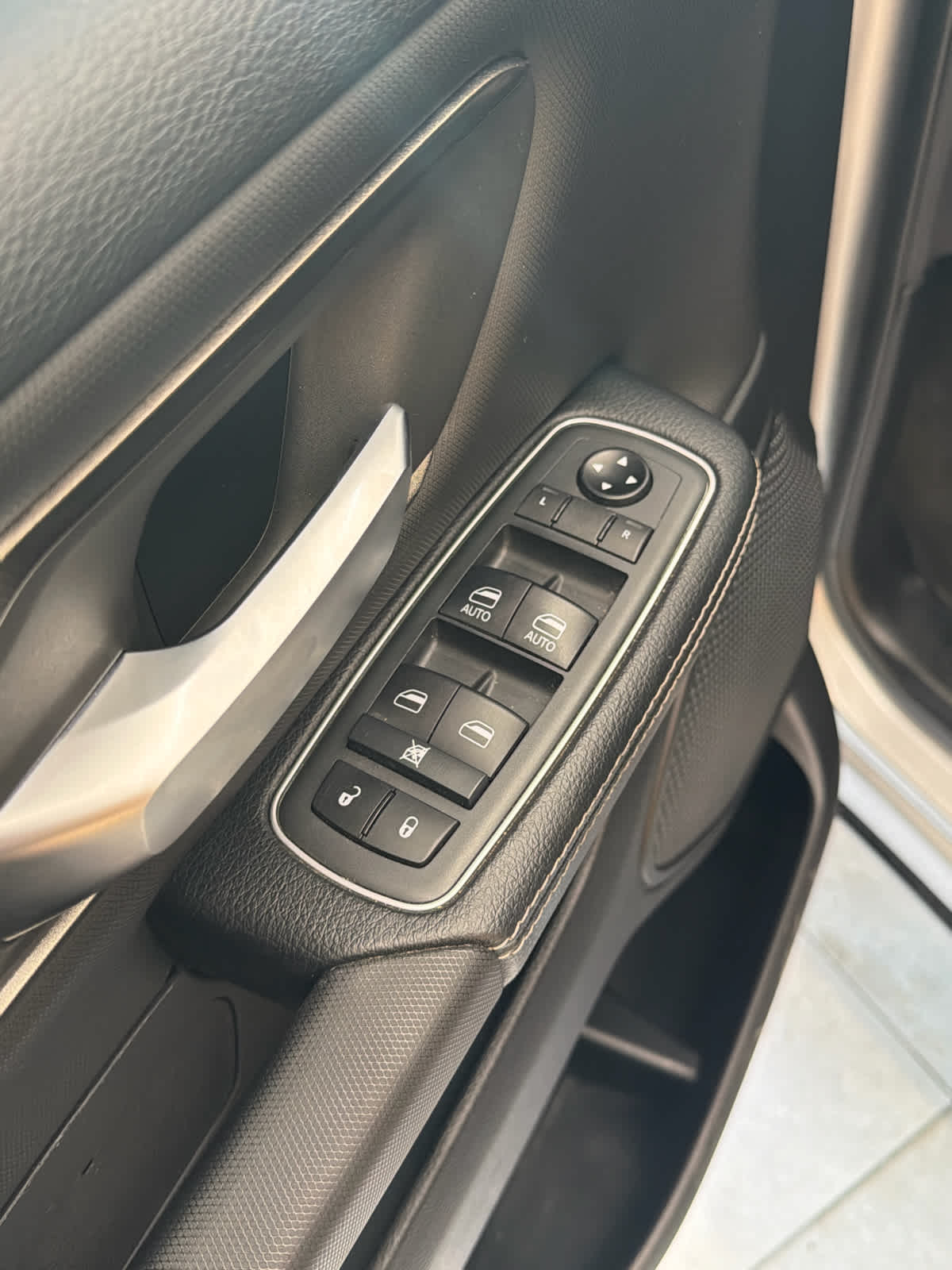 2020 RAM 1500 Rebel 4x4 Quad Cab 64 Box