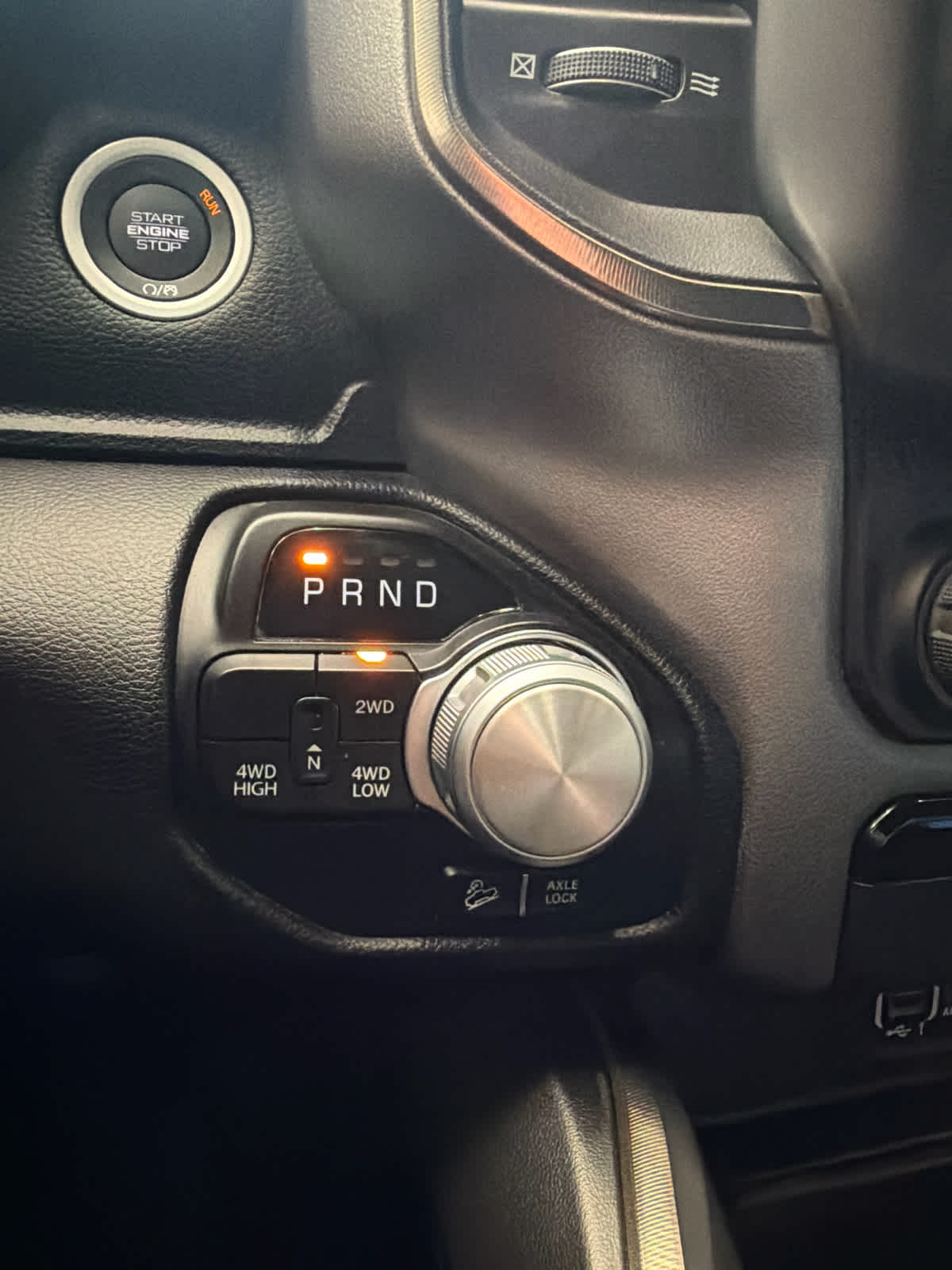 2020 RAM 1500 Rebel 4x4 Quad Cab 64 Box