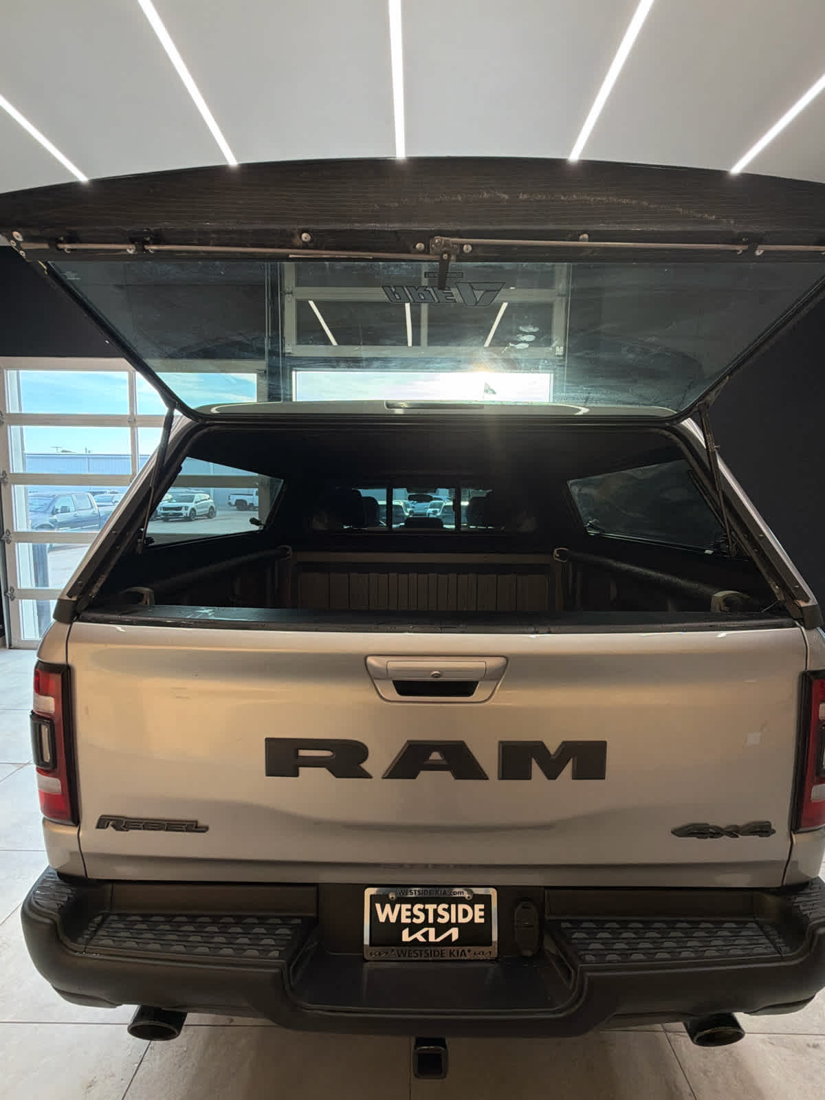 2020 RAM 1500 Rebel 4x4 Quad Cab 64 Box