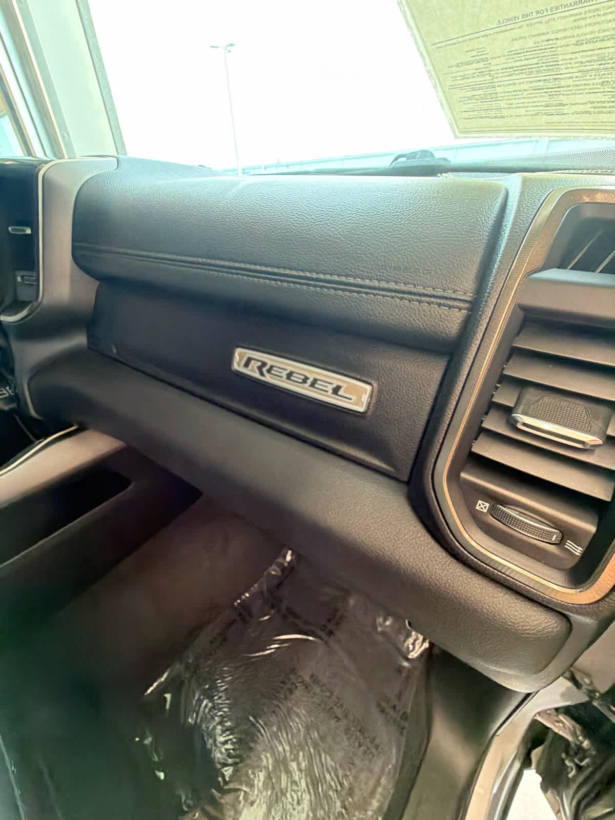 2020 RAM 1500 Rebel 4x4 Quad Cab 64 Box