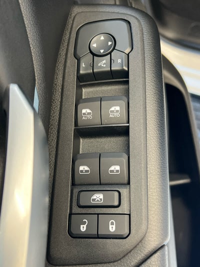 2026 RAM 1500 Lone Star 4x4 Crew Cab 57 Box