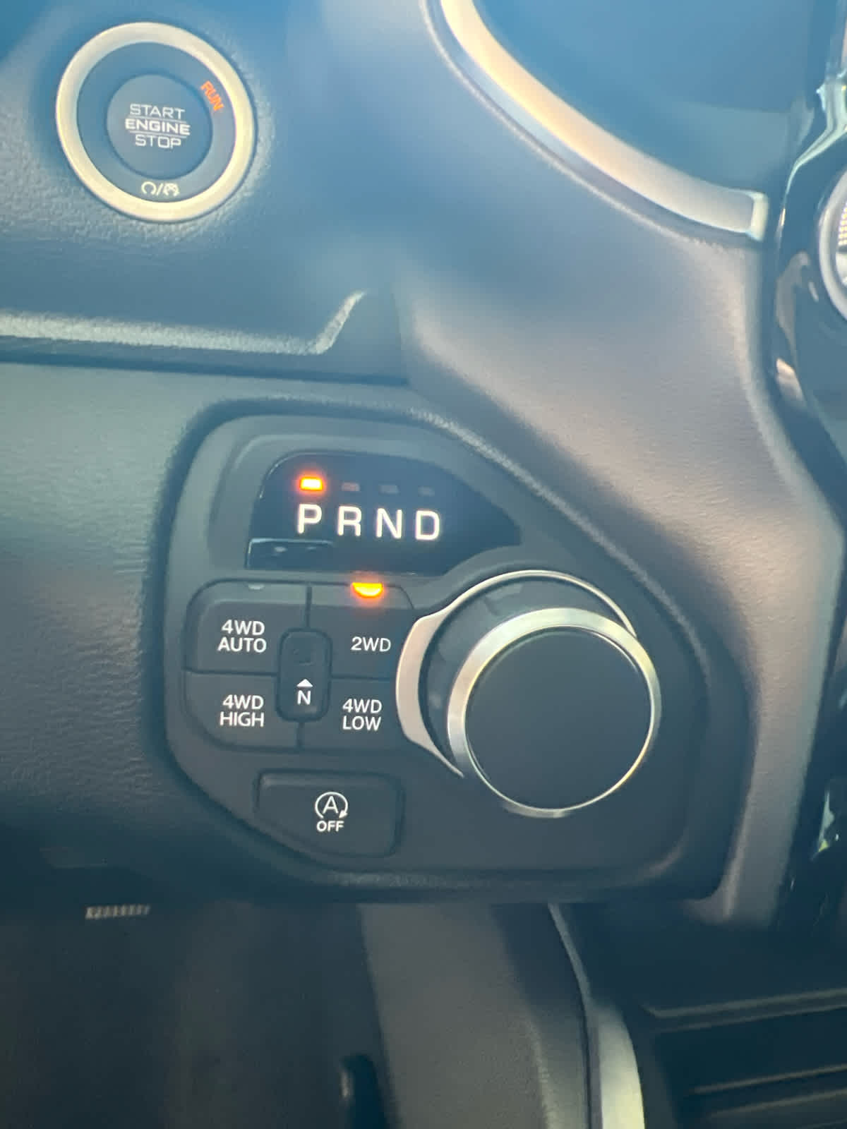 2026 RAM 1500 Lone Star 4x4 Crew Cab 57 Box