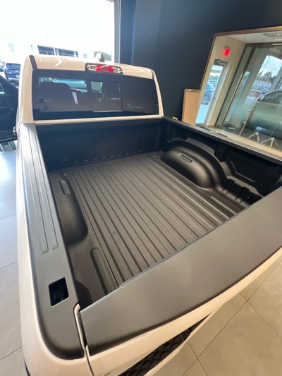 2026 RAM 1500 Lone Star 4x4 Crew Cab 57 Box