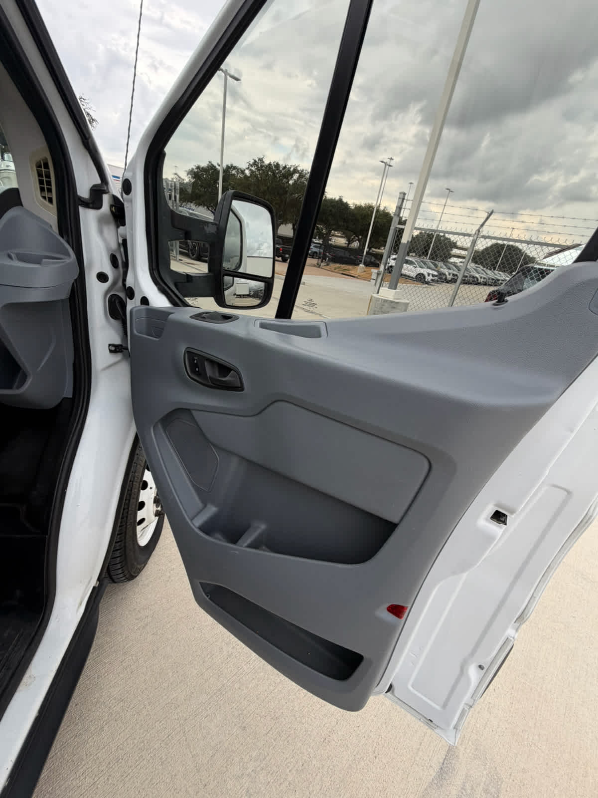 2018 Ford Transit Chassis T-350 DRW 156 WB 9950 GVWR