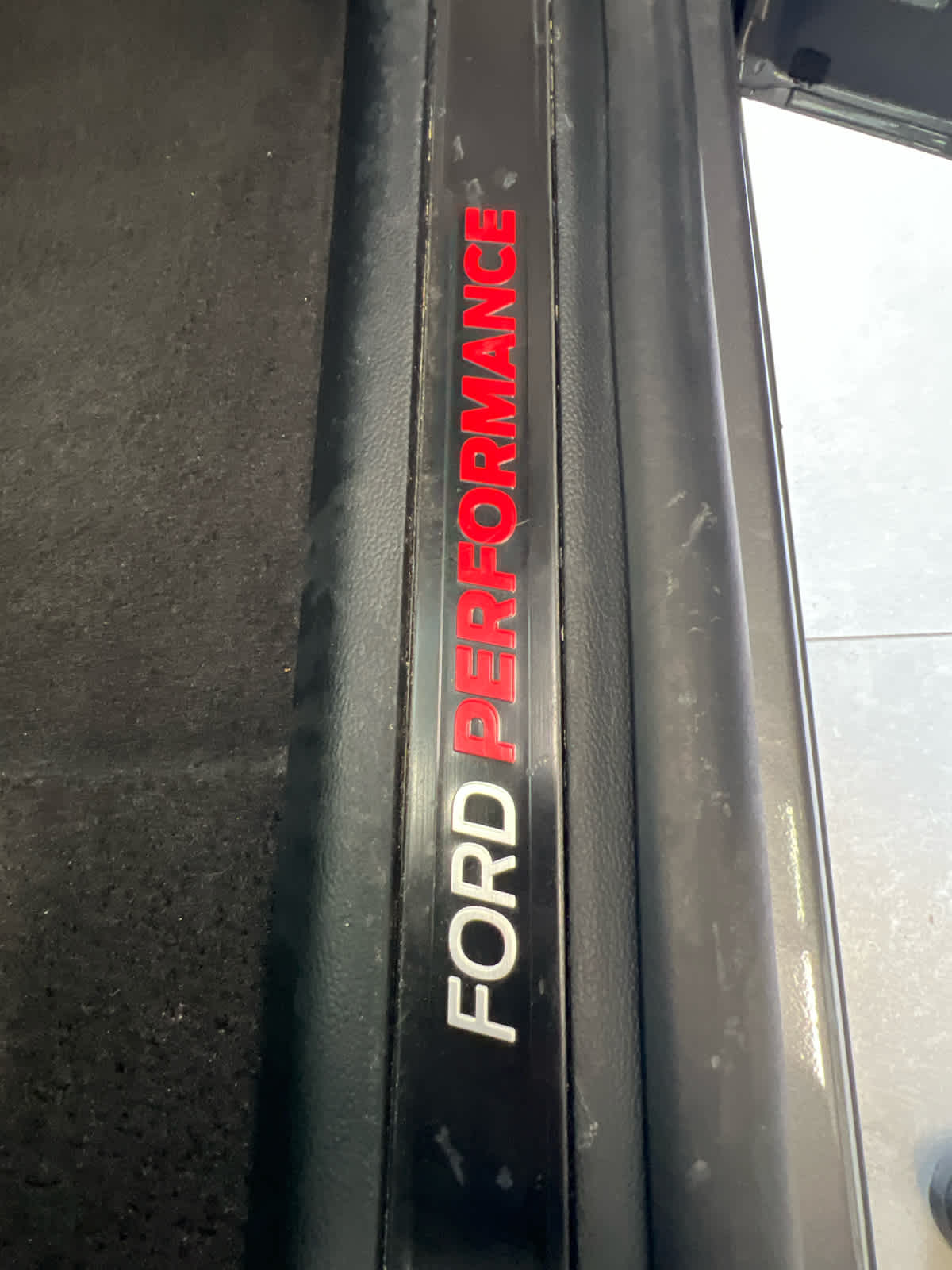 2024 Ford Explorer ST 4WD