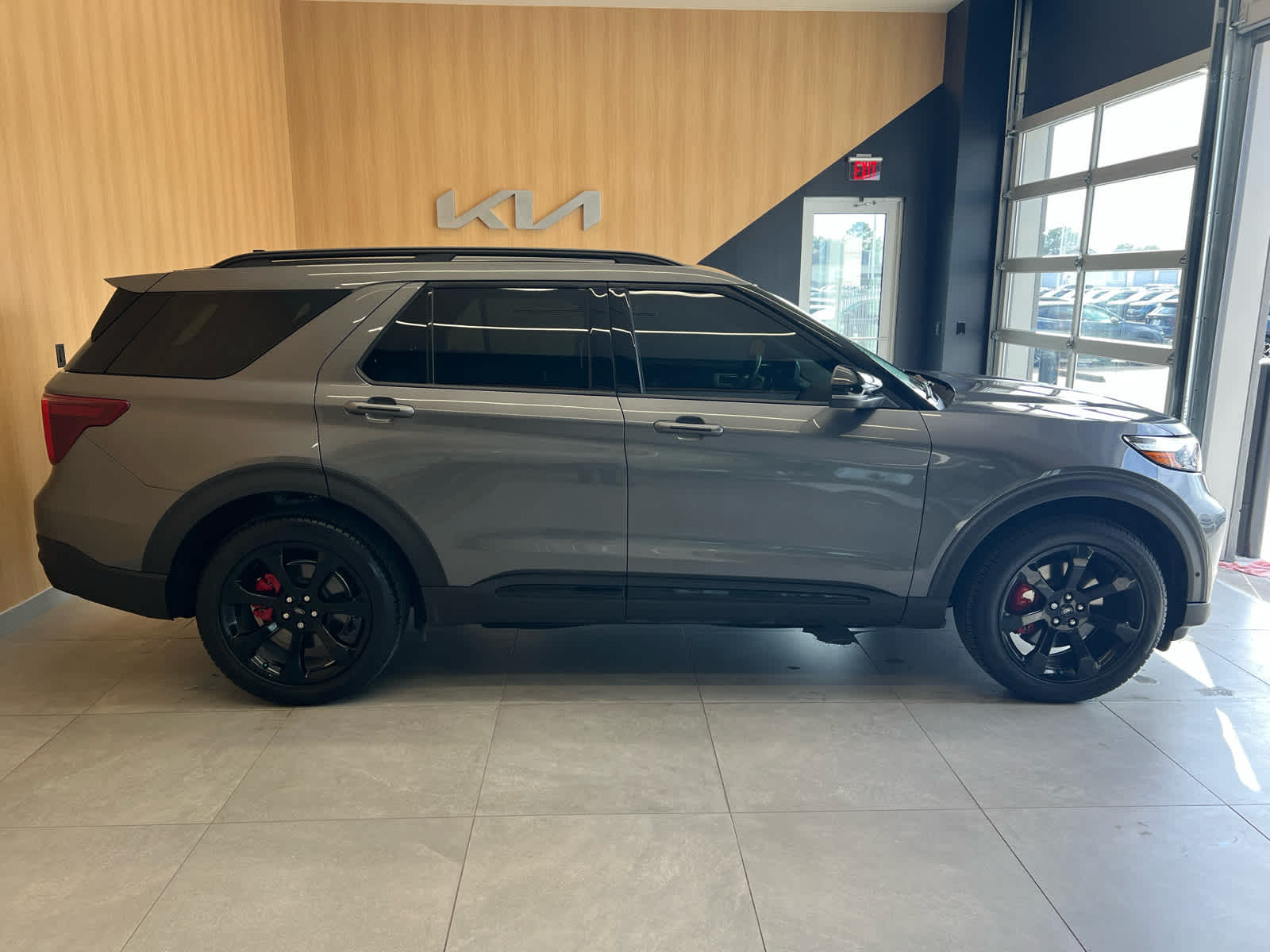 2024 Ford Explorer ST 4WD
