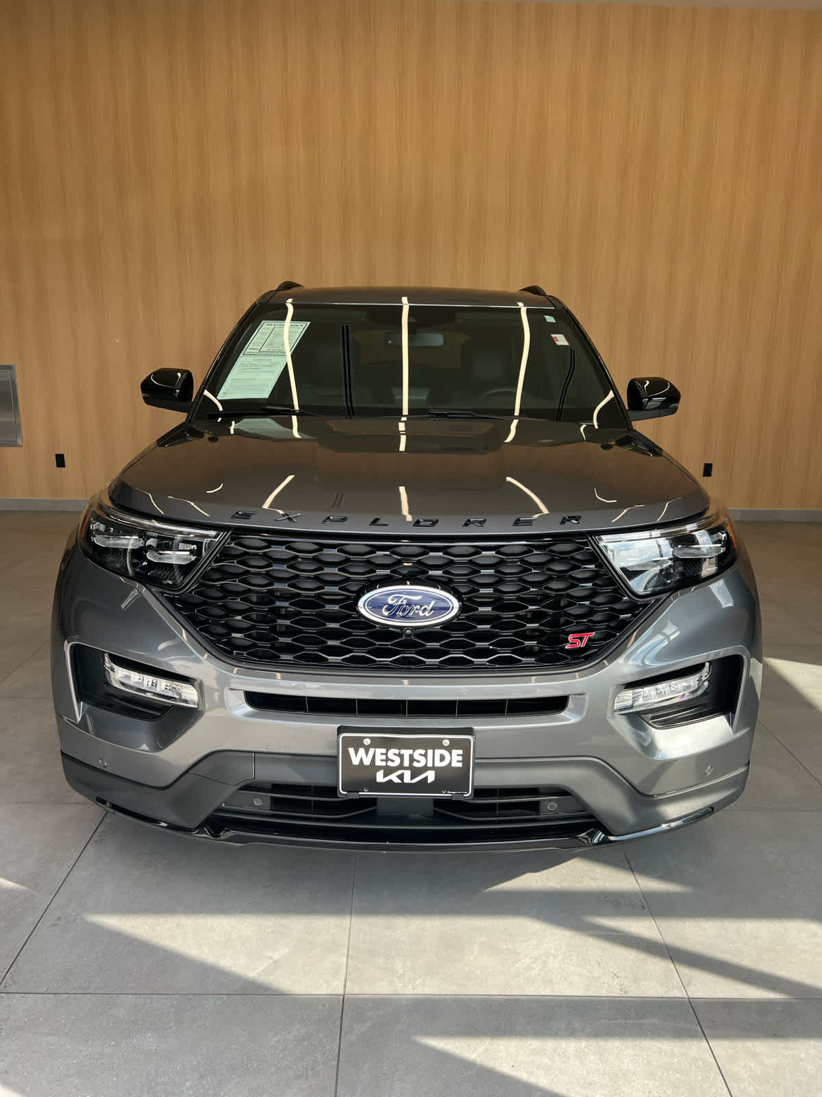 2024 Ford Explorer ST 4WD