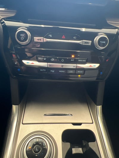 2023 Ford Explorer Limited 4WD