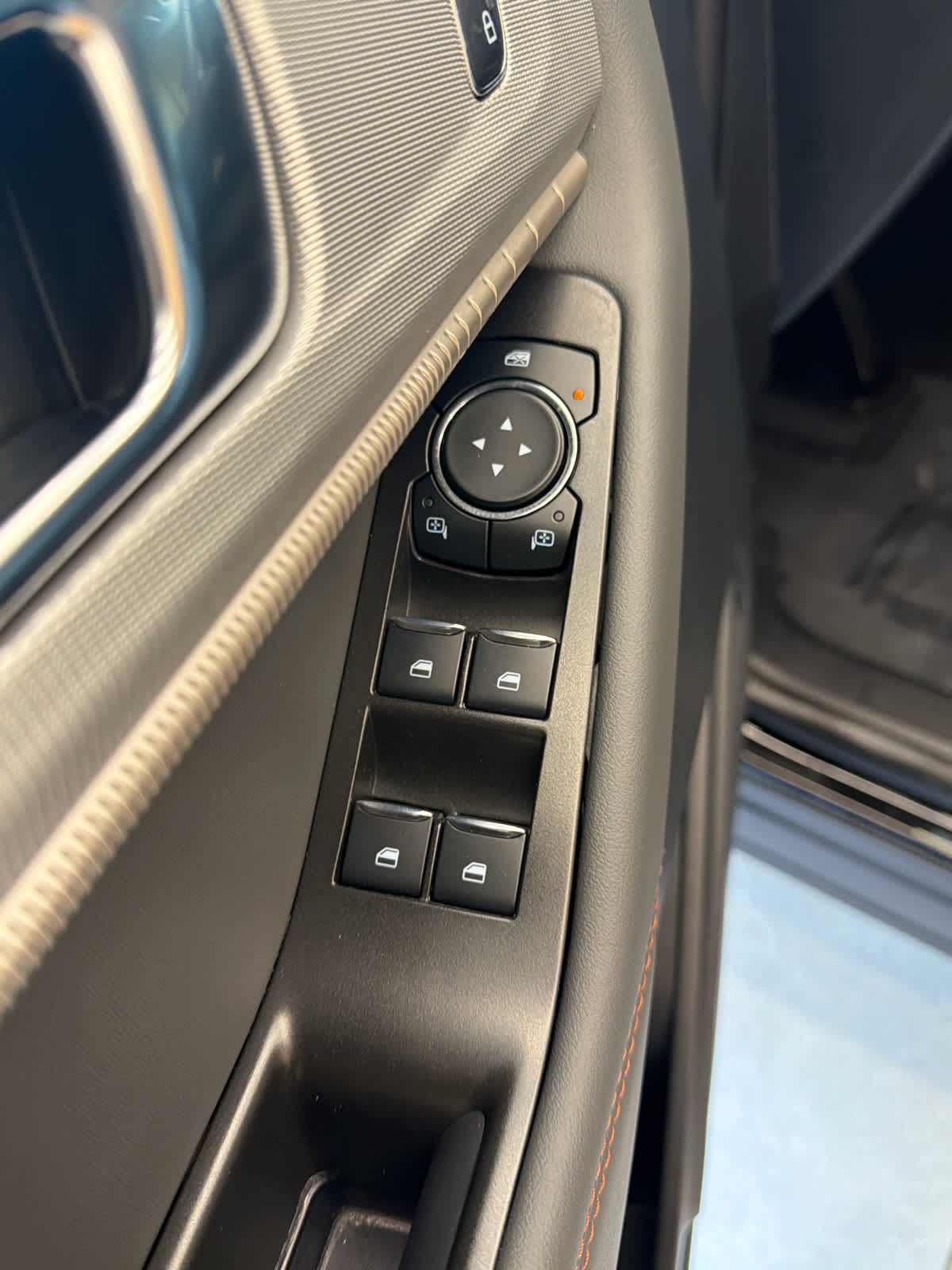2026 Ford Explorer Active w/200A Pkg RWD