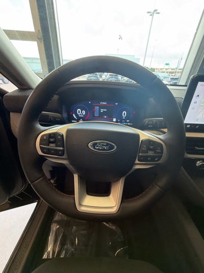 2026 Ford Explorer Active w/200A Pkg RWD