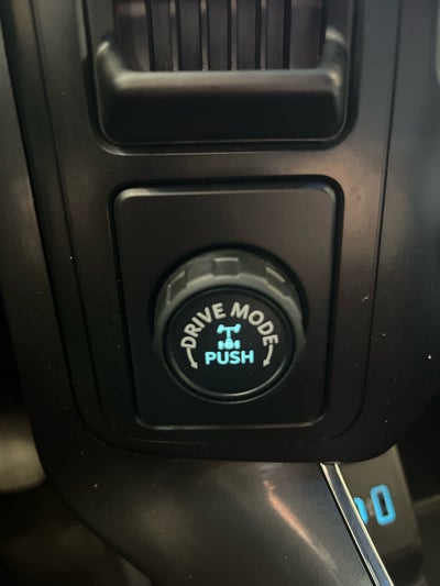 2022 Ford F-150 XLT 2WD SuperCrew 5.5 Box