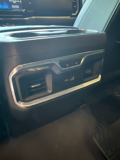 2023 Chevrolet Silverado 1500 4WD Crew Cab 147 LTZ