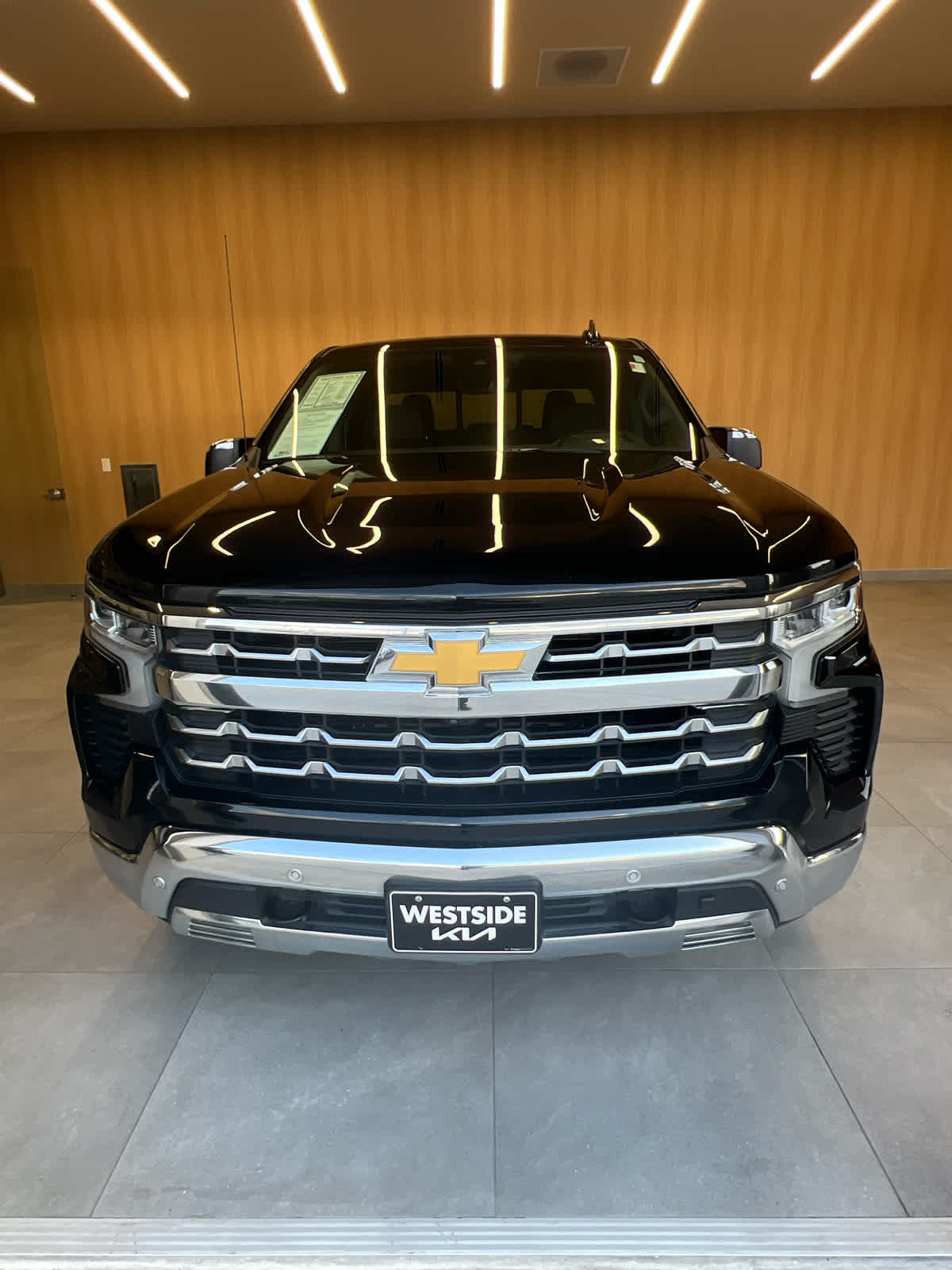 2023 Chevrolet Silverado 1500 4WD Crew Cab 147 LTZ