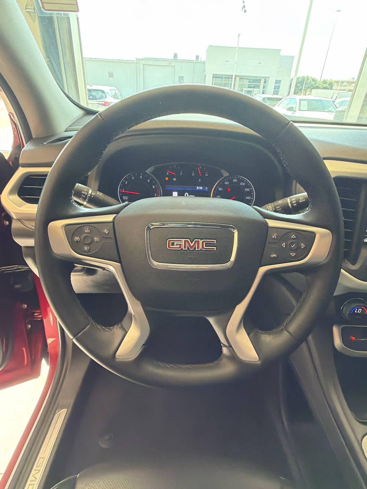 2023 GMC Acadia FWD 4dr SLT