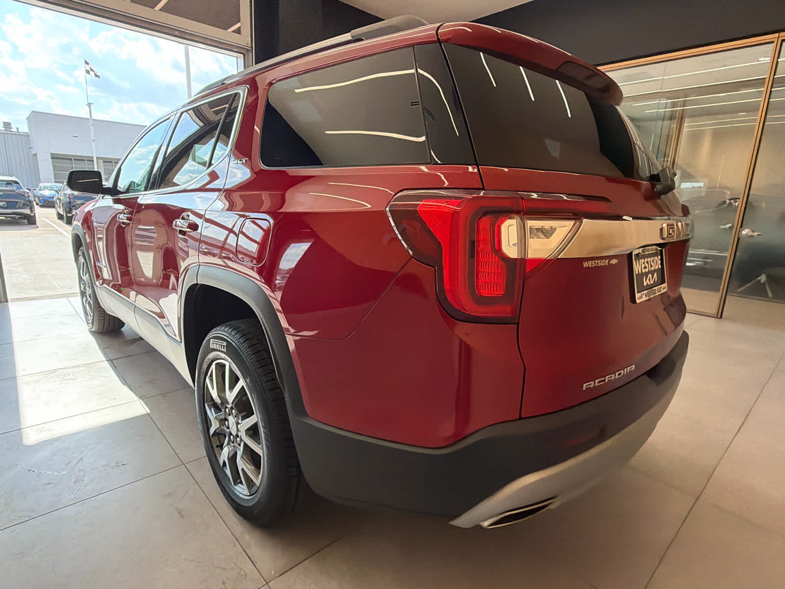 2023 GMC Acadia FWD 4dr SLT