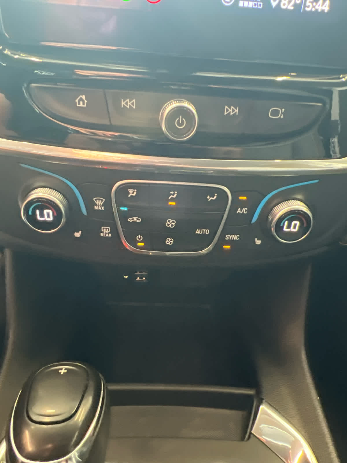 2020 Chevrolet Traverse FWD 4dr RS