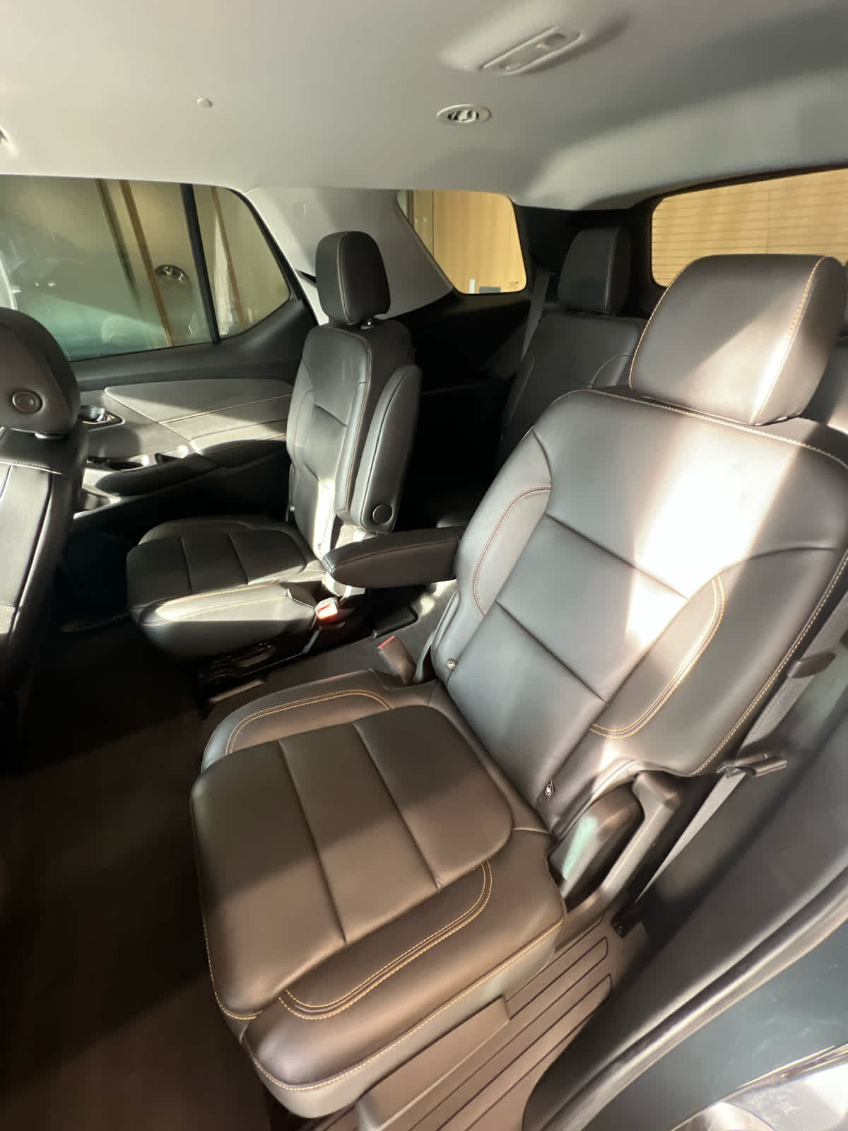 2020 Chevrolet Traverse FWD 4dr RS