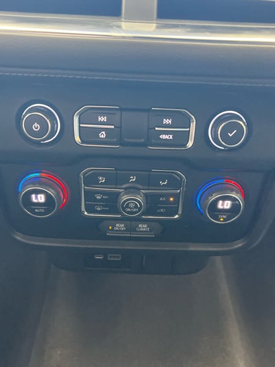 2022 Chevrolet Tahoe 2WD 4dr LS