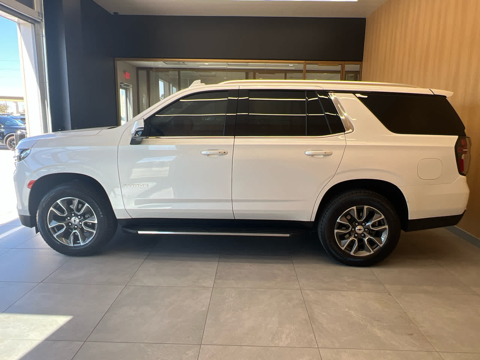 2024 Chevrolet Tahoe 2WD 4dr LT