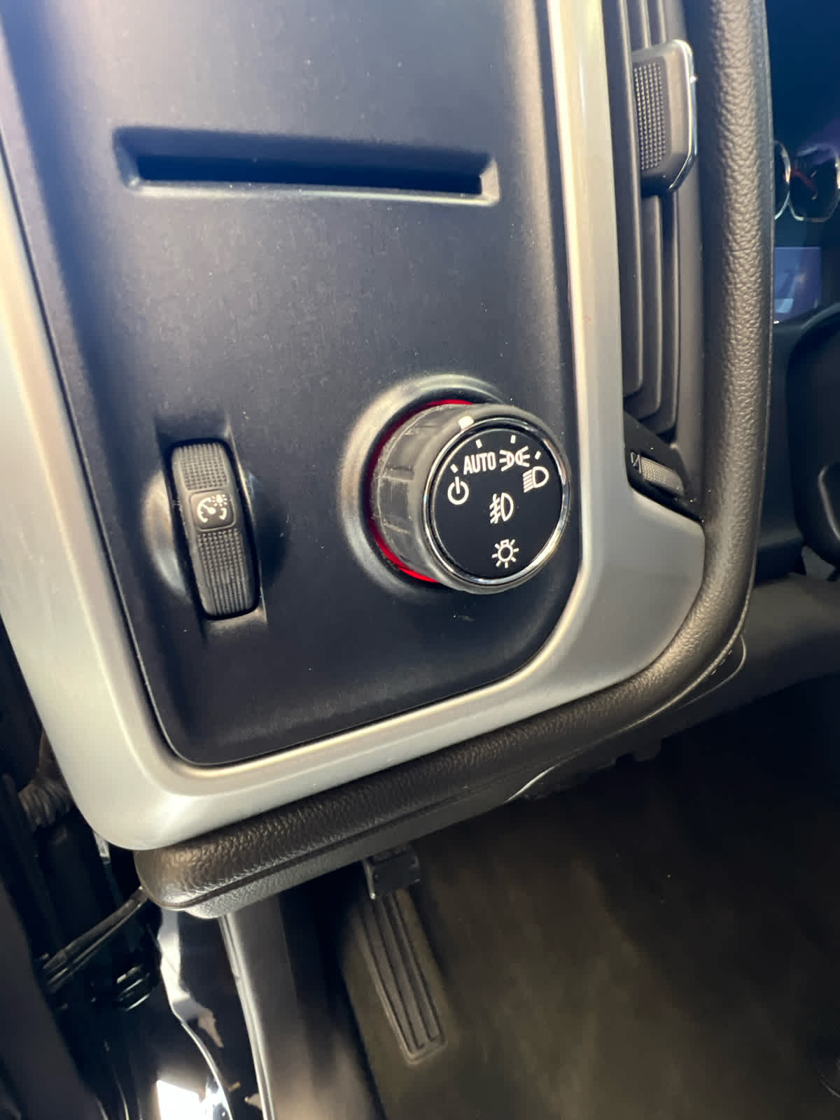 2016 GMC Sierra 1500 2WD Double Cab 143.5 SLE