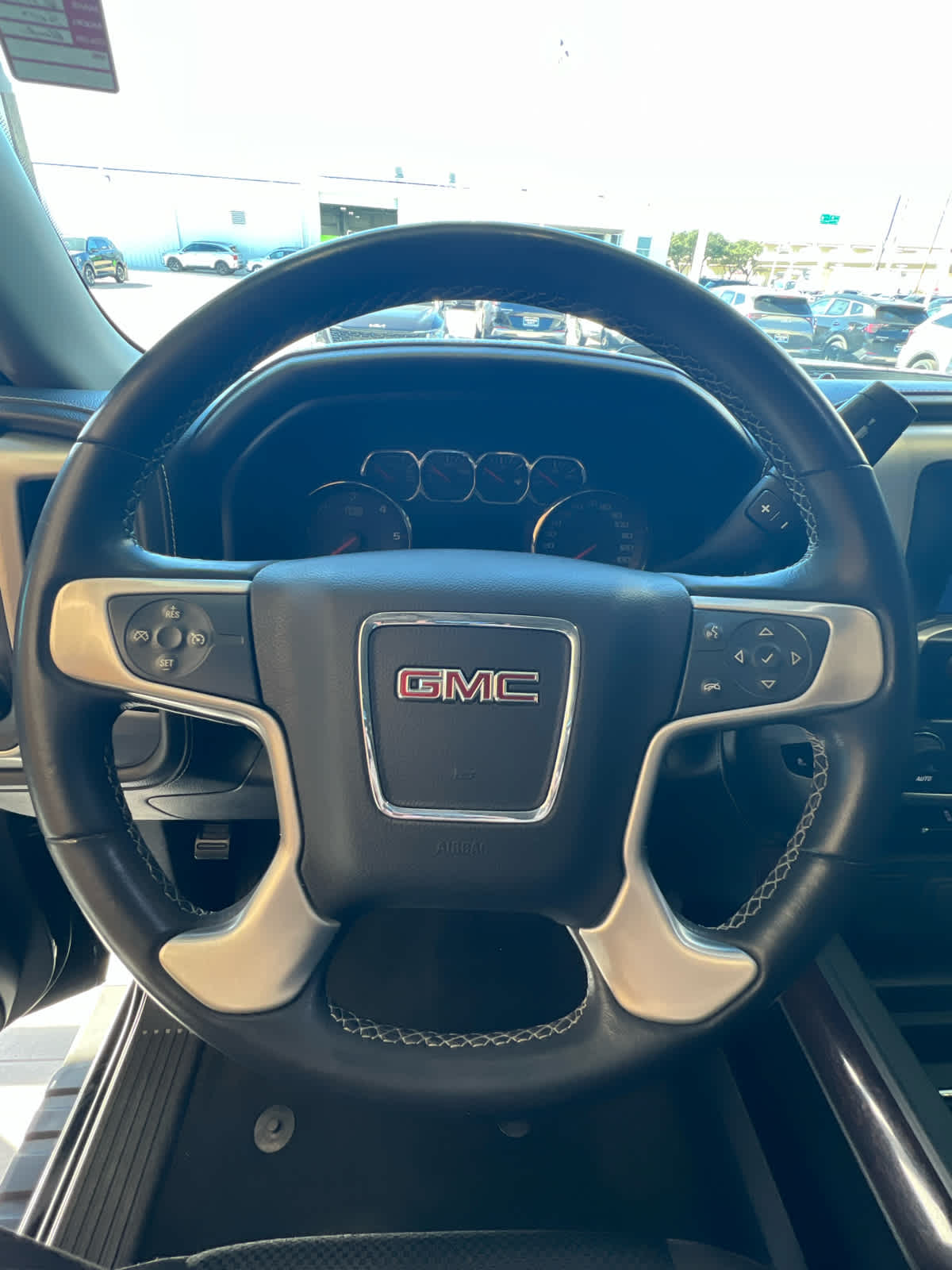 2016 GMC Sierra 1500 2WD Double Cab 143.5 SLE