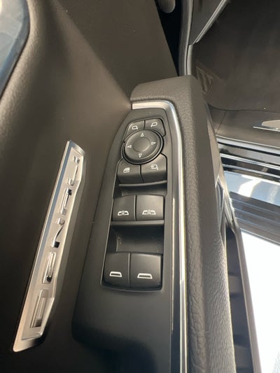 2023 GMC Sierra 1500 4WD Crew Cab 147 Denali