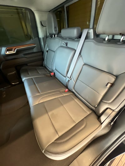 2023 GMC Sierra 1500 4WD Crew Cab 147 Denali