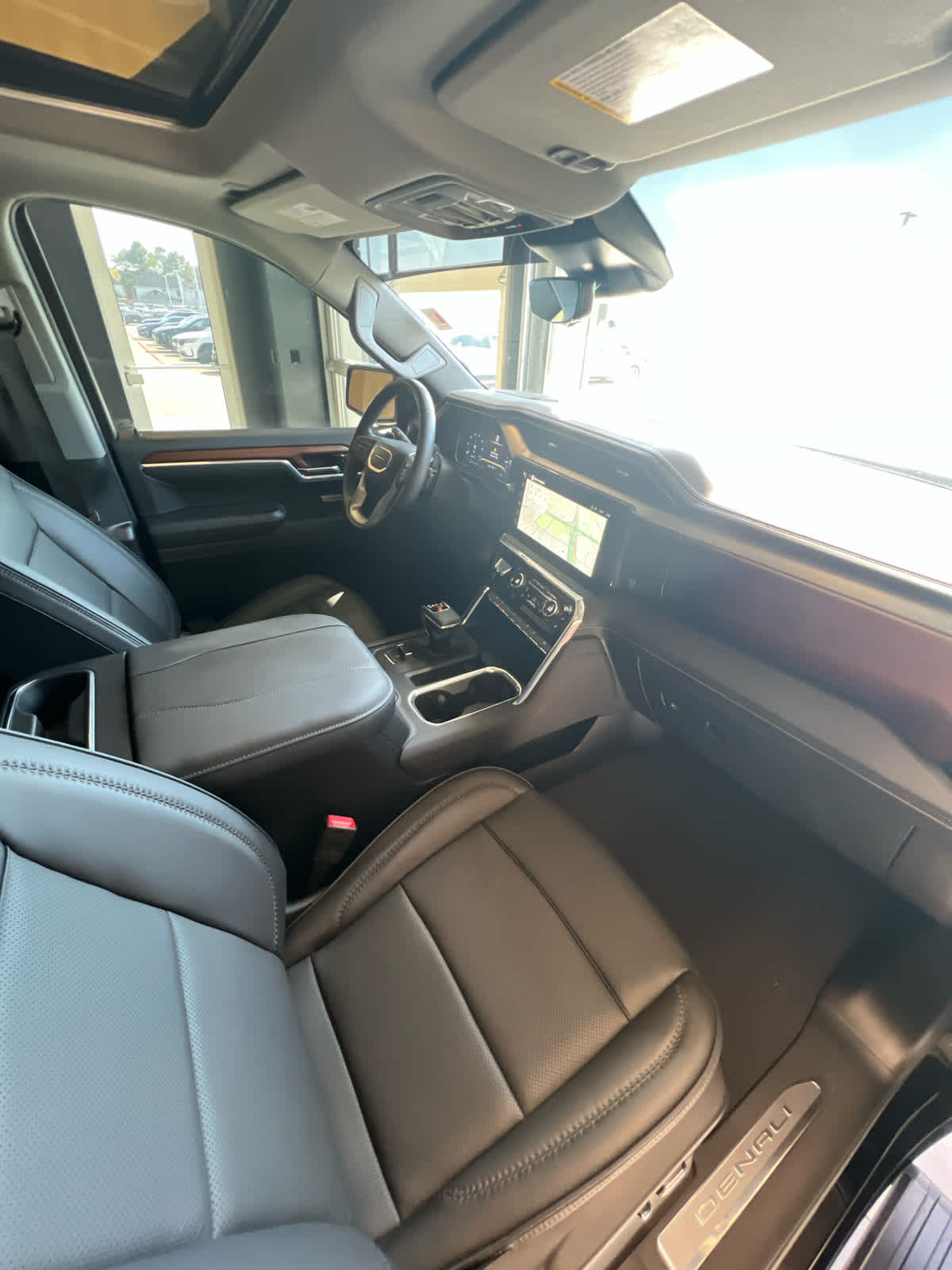 2023 GMC Sierra 1500 4WD Crew Cab 147 Denali