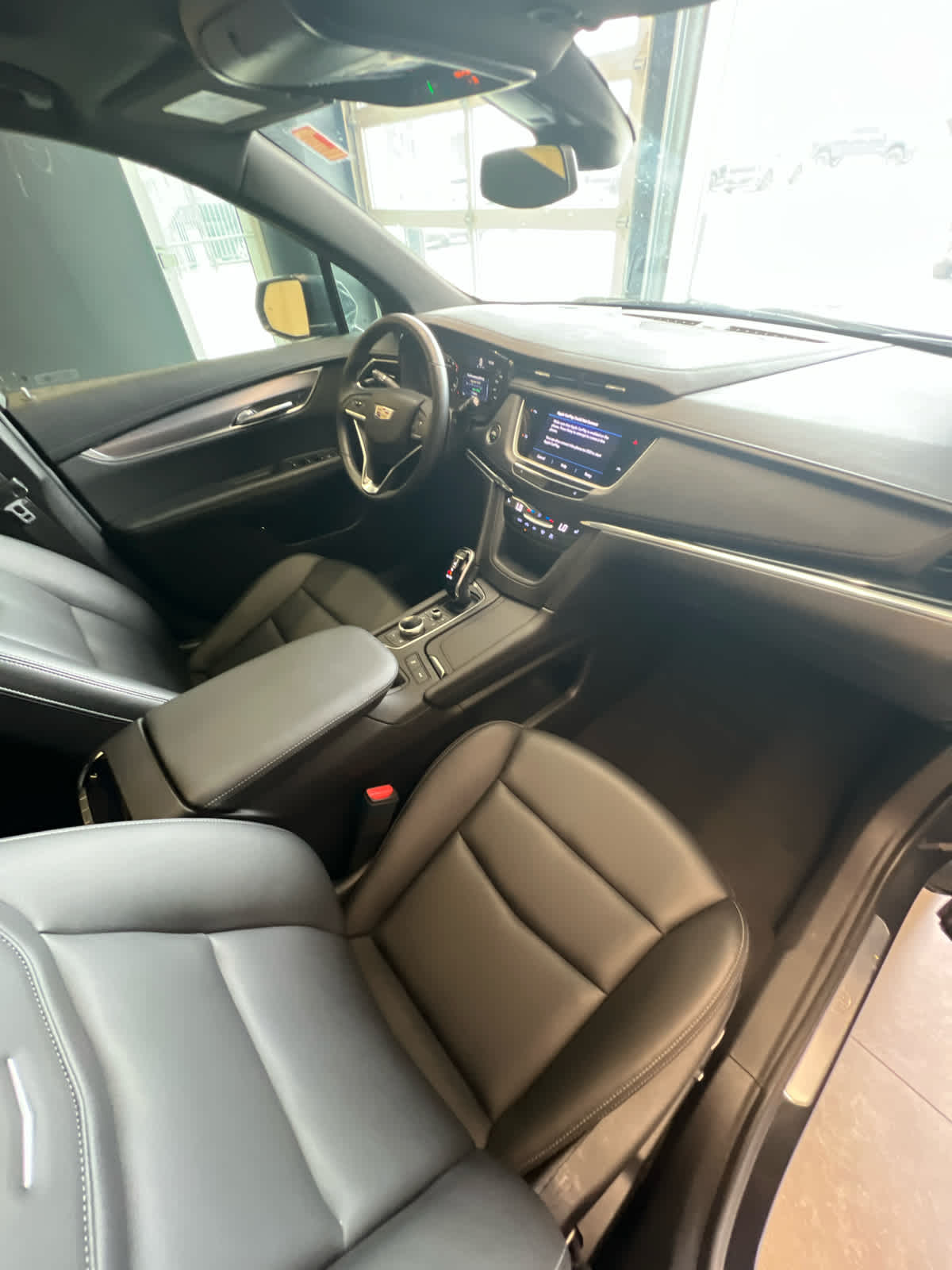 2023 Cadillac XT6 FWD 4dr Luxury