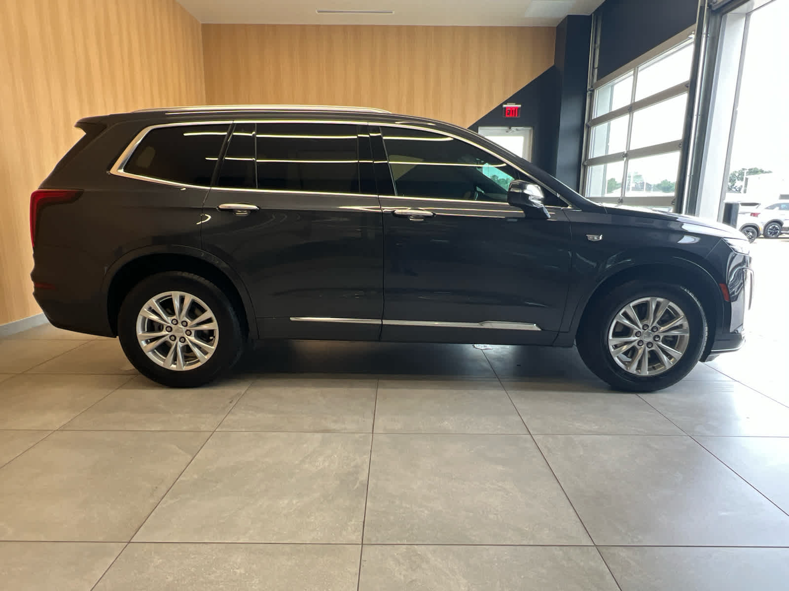 2023 Cadillac XT6 FWD 4dr Luxury