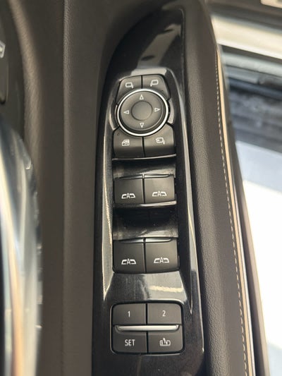 2022 Cadillac Escalade 4WD 4dr Premium Luxury