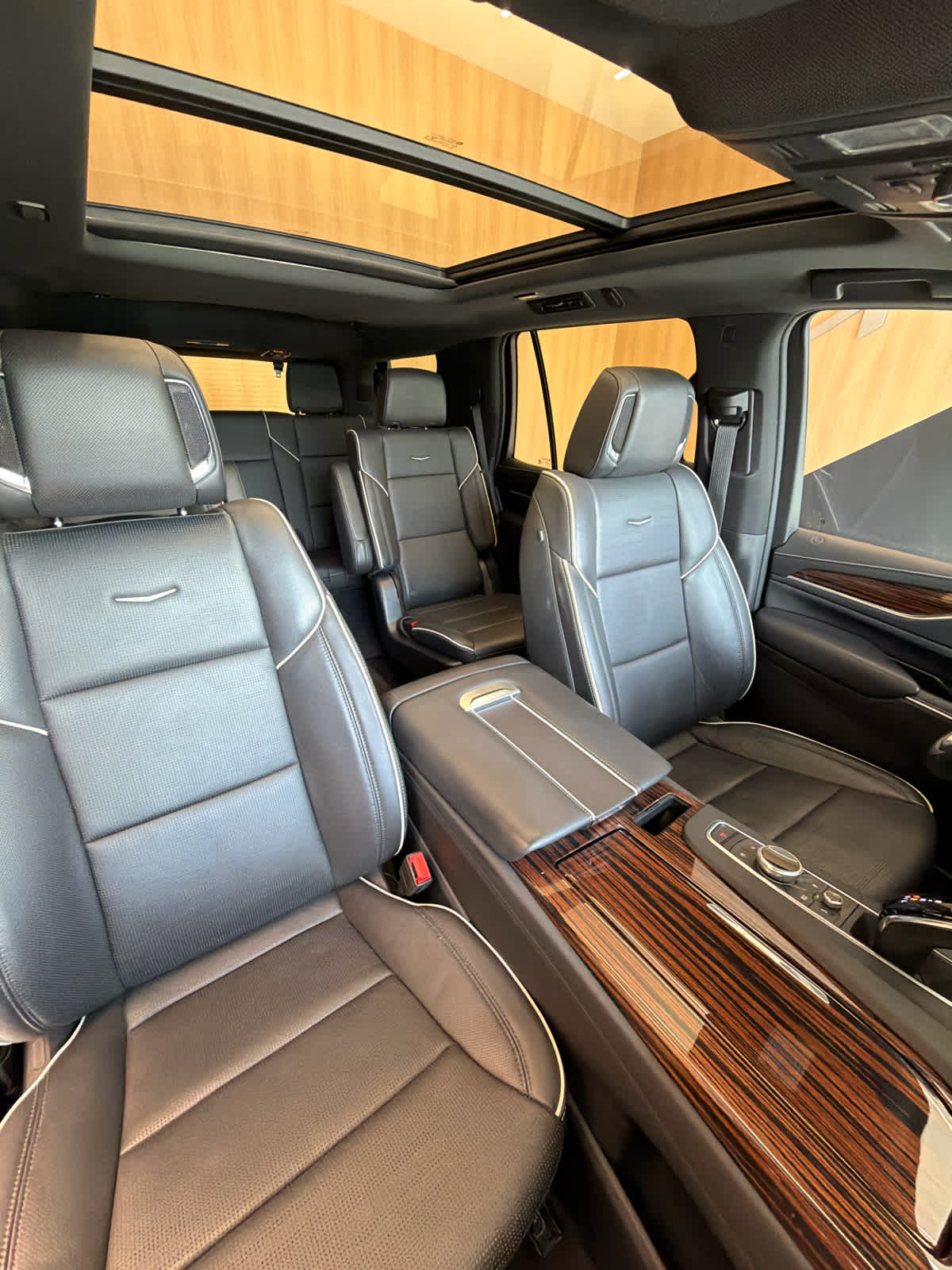 2022 Cadillac Escalade 4WD 4dr Premium Luxury