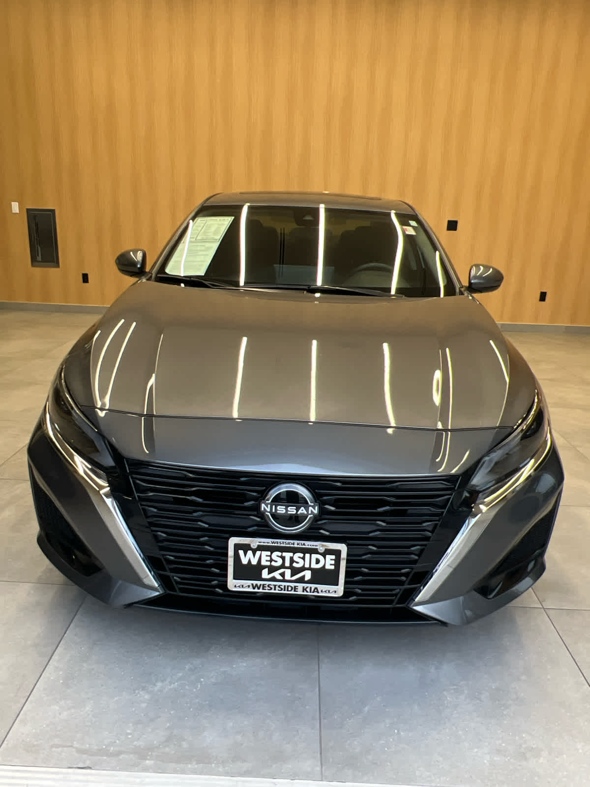 2024 Nissan Altima 2.5 SV Sedan