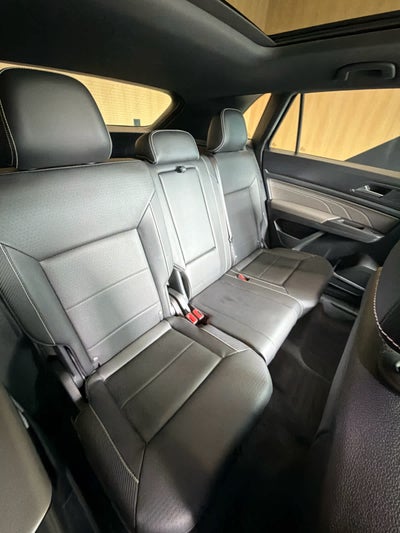 2023 Volkswagen Atlas Cross Sport 3.6L V6 SEL R-Line Black 4MOTION