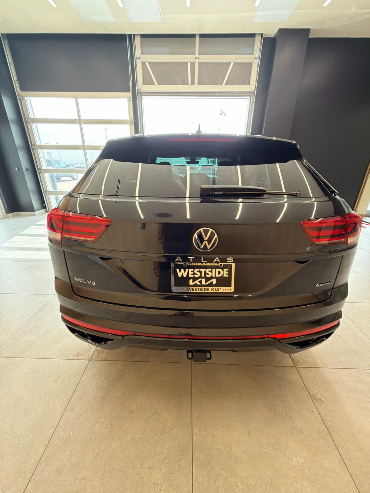 2023 Volkswagen Atlas Cross Sport 3.6L V6 SEL R-Line Black 4MOTION