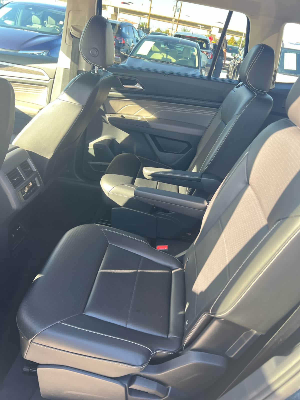 2022 Volkswagen Atlas 3.6L V6 SE w/Technology FWD