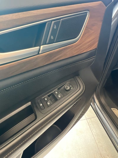 2024 Volkswagen Atlas 2.0T SE w/Technology FWD