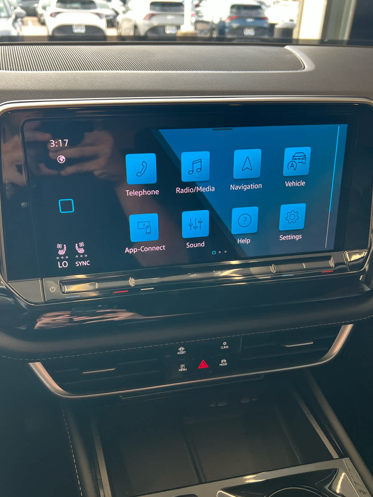 2024 Volkswagen Atlas 2.0T SE w/Technology FWD