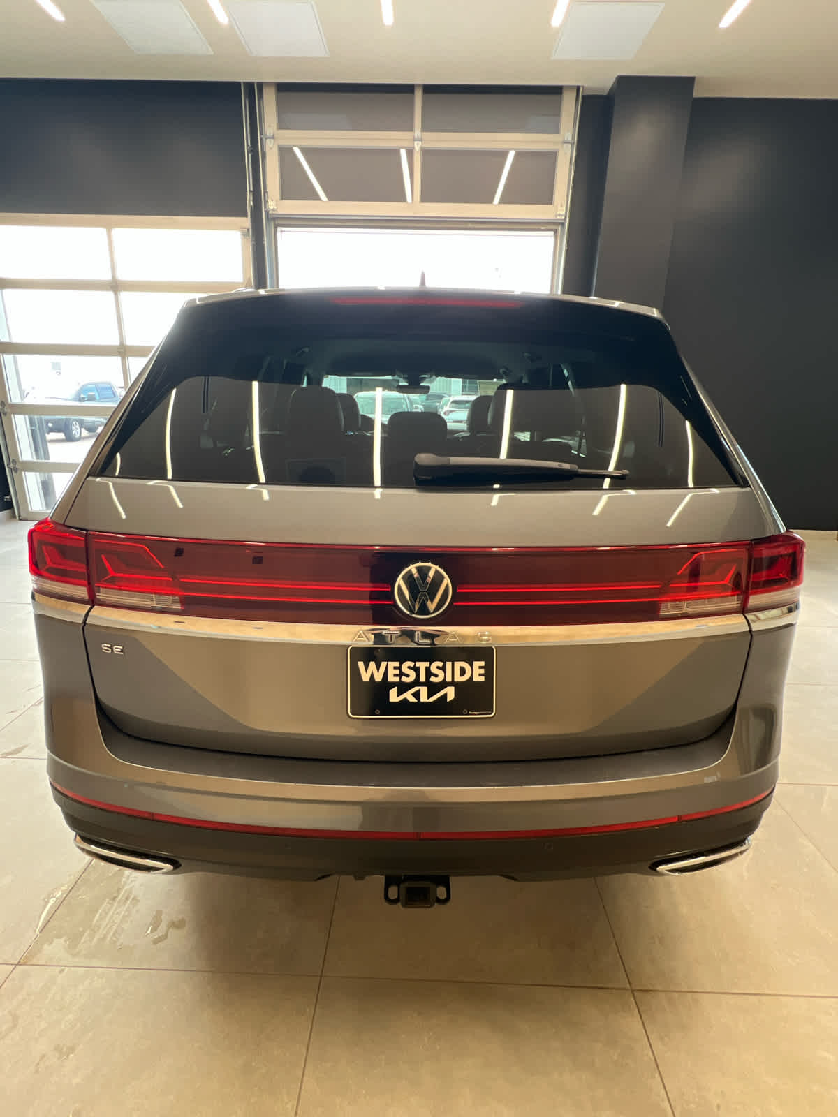 2024 Volkswagen Atlas 2.0T SE w/Technology FWD